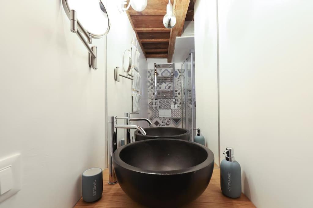 Cozy Loft Navigli, Close To Duomo And Bocconi - Italy Flat Vacation Milán Exteriér fotografie