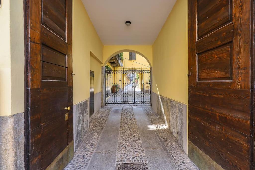 Cozy Loft Navigli, Close To Duomo And Bocconi - Italy Flat Vacation Milán Exteriér fotografie